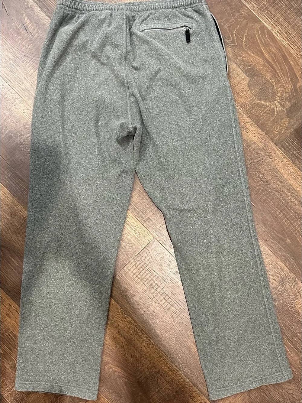 The North Face Men's Heather Gray Fleece Joggers